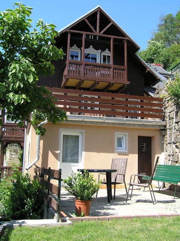 Wehlener Landhaus In Stadt Wehlen, Saechsische Schweiz Стая снимка